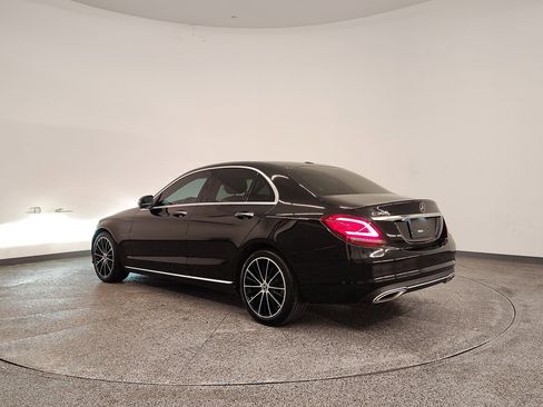 Used 2021 Mercedes-Benz C 300 Sedan image 3