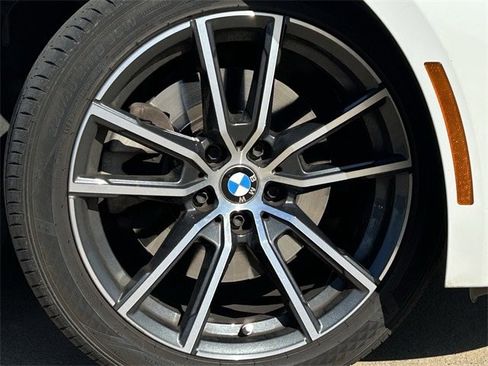 Used 2019 BMW 330i Sedan w/ Convenience Package image 12