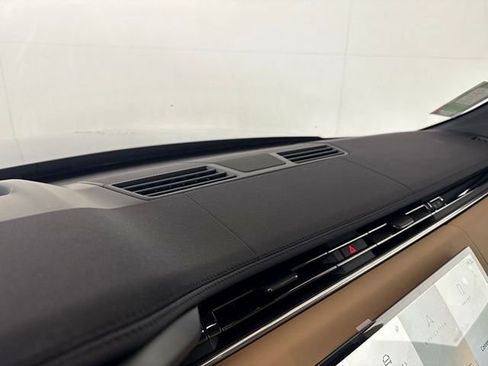 New 2026 Land Rover Range Rover Sport SE image 30