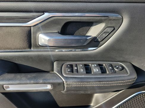 Used 2024 RAM 1500 Laramie image 17