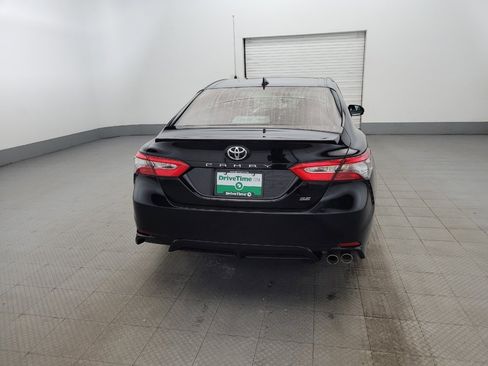 Used 2019 Toyota Camry SE image 7