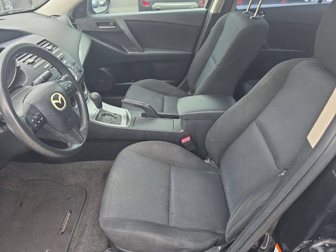 Used 2011 MAZDA MAZDA3 i Touring FWD image 11