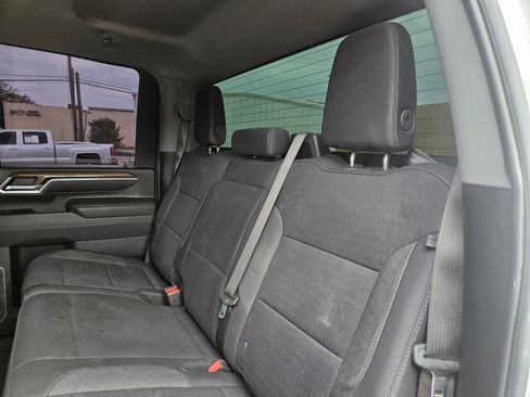 Used 2025 Chevrolet Silverado 2500 LT image 31