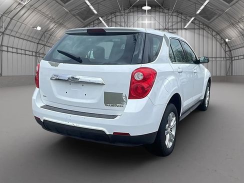 Used 2014 Chevrolet Equinox LS AWD/4WD image 5