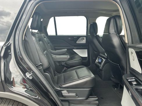 Certified 2023 Lincoln Aviator Reserve w/ Equipment Group 201A AWD/4WD image 23