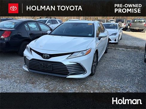 Certified 2023 Toyota Camry XLE image 1