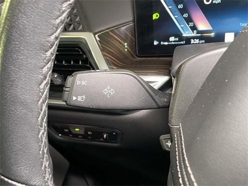 Used 2023 BMW X7 xDrive40i w/ Executive Package image 47