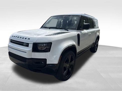 New 2025 Land Rover Defender 130 X-Dynamic SE image 10