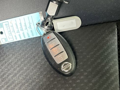 Used 2017 Nissan Altima 2.5 SR image 36