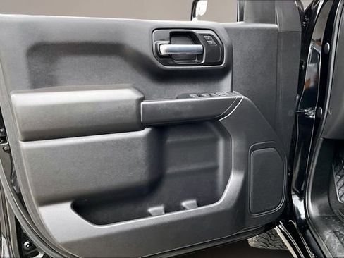 Used 2022 Chevrolet Silverado 1500 Custom w/ Safety Confidence Package image 17