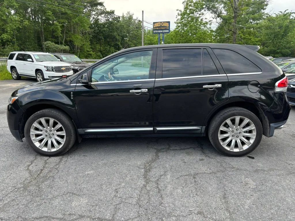 Used 2015 Lincoln MKX AWD w/ Equipment Group 102A image 5