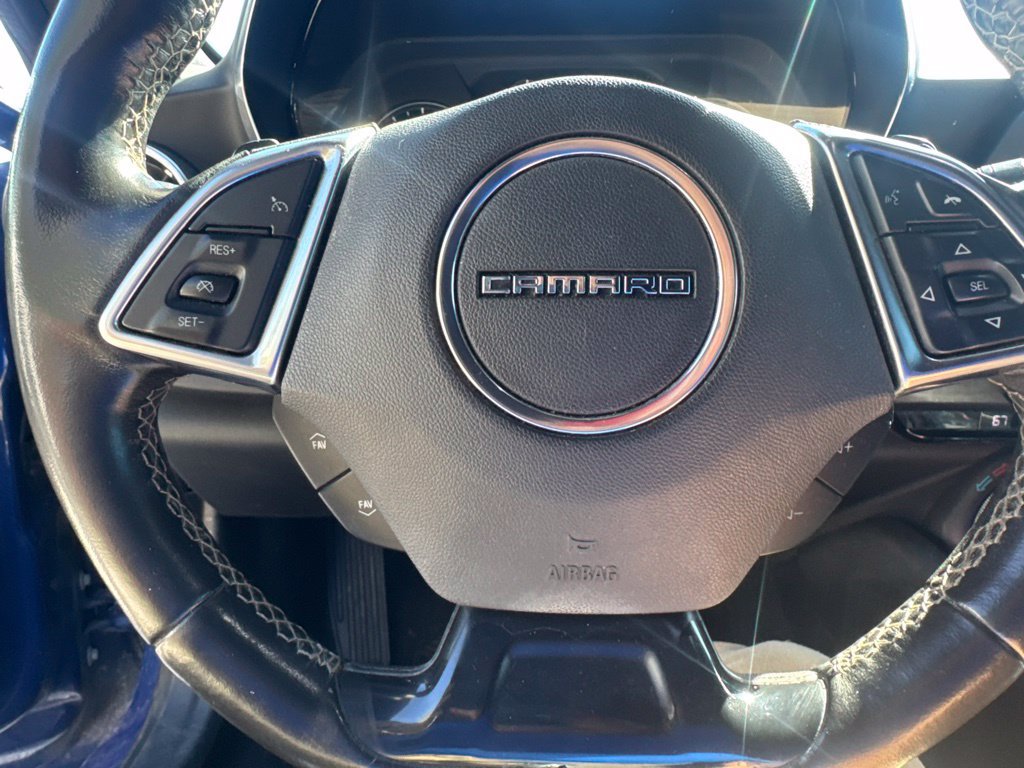 Used 2019 Chevrolet Camaro LT RWD image 17