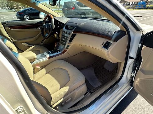 Used 2011 Cadillac CTS Luxury image 22