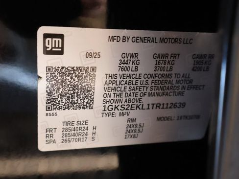 Used 2026 GMC Yukon Denali Ultimate AWD/4WD image 31