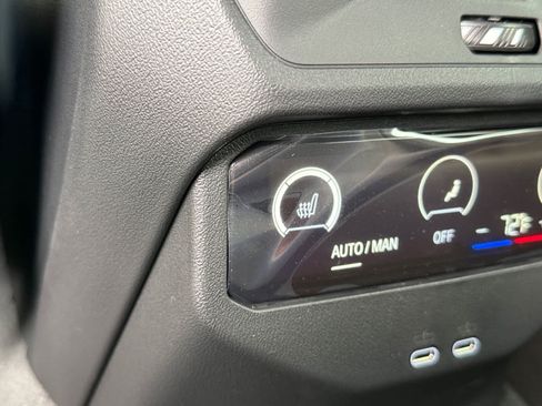 New 2026 BMW X3 xDrive30i w/ Premium Package AWD/4WD image 19
