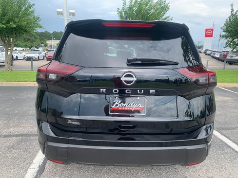 New 2026 Nissan Rogue S FWD image 4