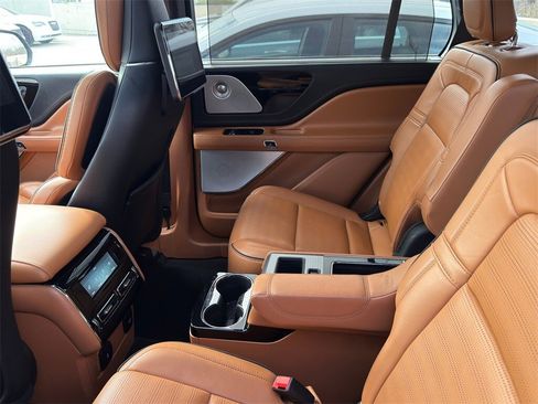 Used 2020 Lincoln Aviator Black Label w/ Dynamic Handling Package image 33