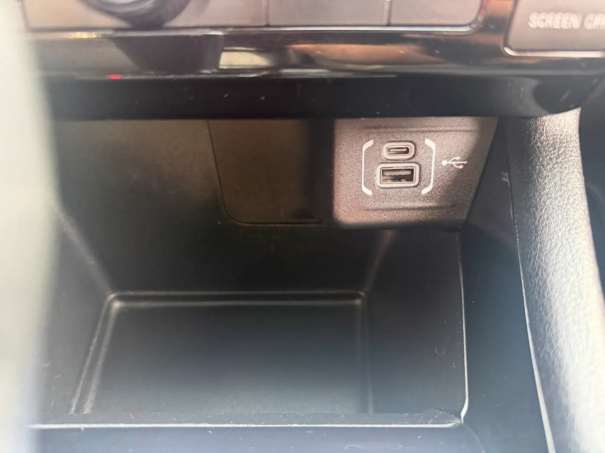 Used 2024 Jeep Compass Trailhawk AWD/4WD image 18