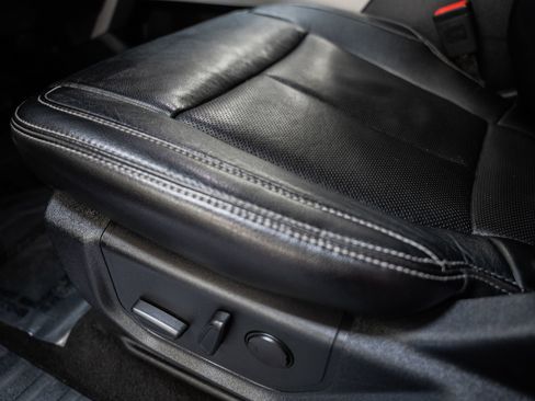 Used 2019 Ford F150 Lariat w/ Equipment Group 502A Luxury image 49