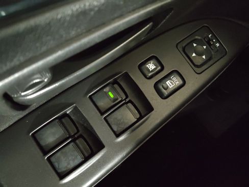 Used 2015 Mitsubishi Outlander Sport ES image 27