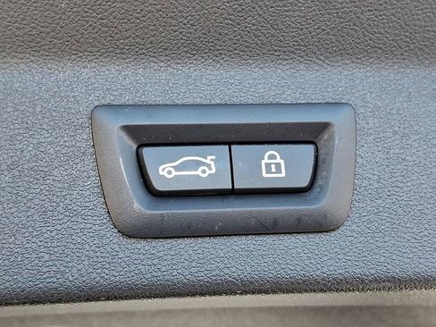 Used 2023 BMW X3 xDrive30i w/ Premium Package image 29