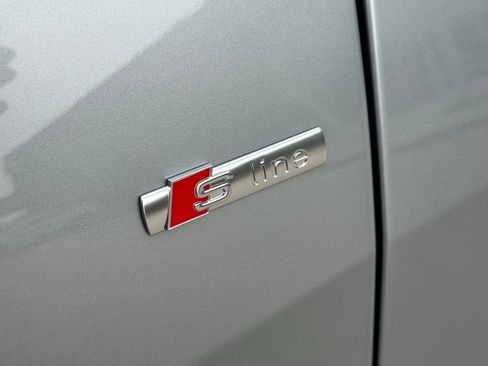 New 2026 Audi Q8 Premium Plus image 8