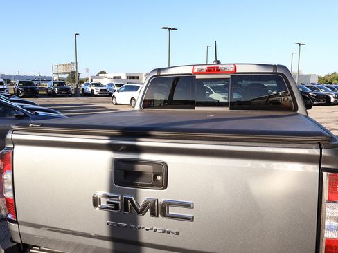 Used 2022 GMC Canyon Elevation w/ Elevation Premium Package image 14