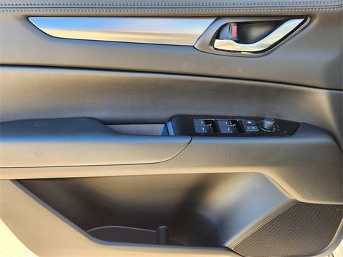 New 2025 MAZDA CX-5 AWD 2.5 S w/ Select Package image 17