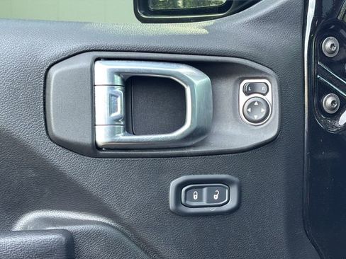 Certified 2022 Jeep Wrangler Unlimited Sport w/ Xtreme Recon 35" Tire Package image 12