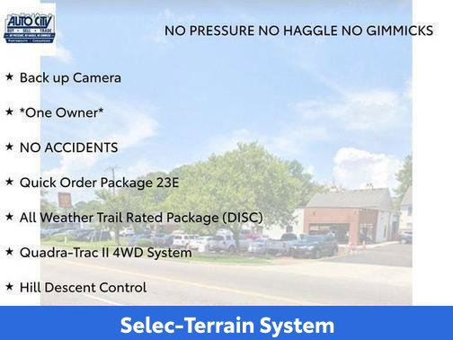 Used 2017 Jeep Grand Cherokee Laredo w/ Quick Order Package 23E AWD/4WD image 19