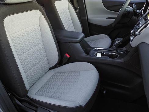 Certified 2023 Chevrolet Equinox LS FWD image 18