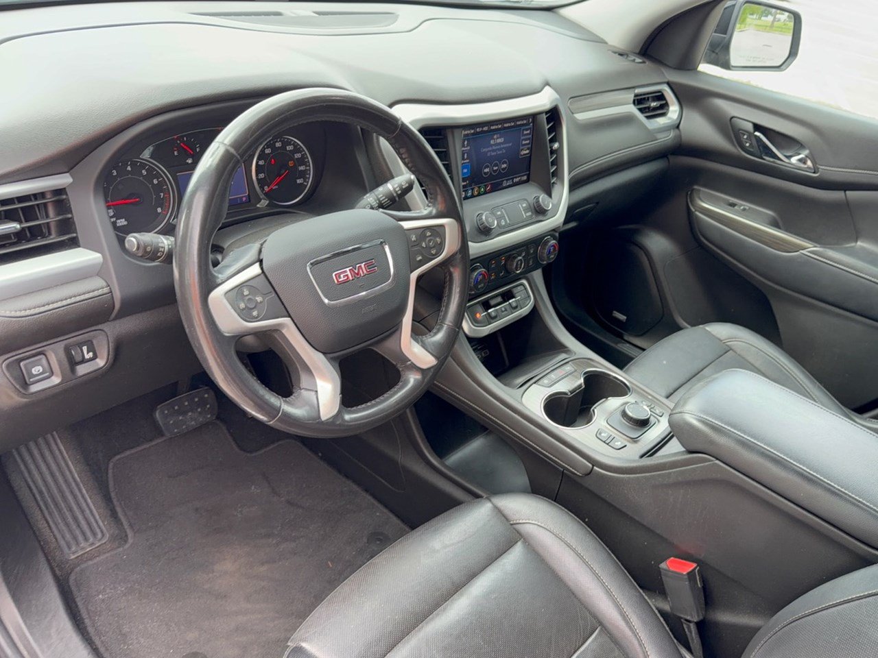 Used 2020 GMC Acadia SLT FWD image 4