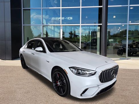 New 2026 Mercedes-Benz S 63 AMG S image 3