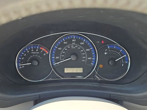 Used 2013 Subaru Forester 2.5X Limited AWD/4WD image 9