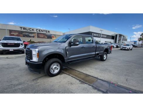 Used 2024 Ford F250 XL w/ Camper Package AWD/4WD image 4