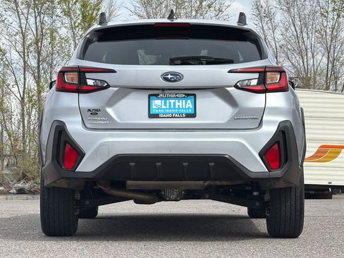 Used 2025 Subaru Crosstrek 2.0i Premium w/ Crosstrek Mirror Package image 7