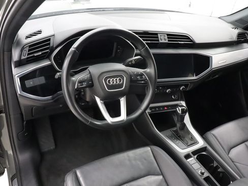 Used 2020 Audi Q3 2.0T Premium AWD/4WD image 15