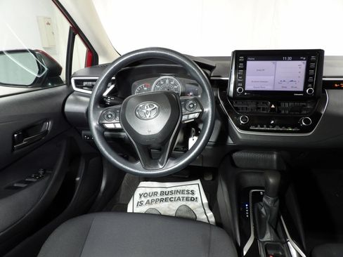 Used 2022 Toyota Corolla LE w/ Carpet Mat Package (TMS) image 11