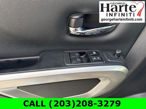 Used 2024 Nissan Titan SV w/ Accessory Utility Package image 22