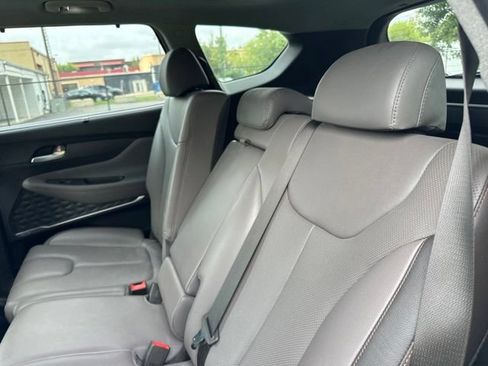 Used 2019 Hyundai Santa Fe Limited AWD/4WD image 16