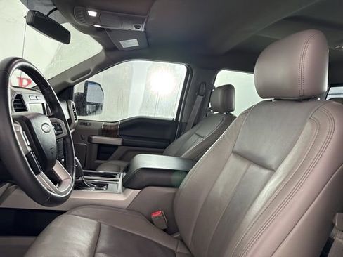 Used 2018 Ford F150 Lariat image 11