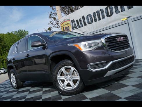 Used 2019 GMC Acadia SLE FWD image 1
