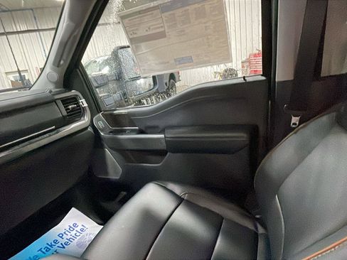 New 2026 Ford F250 Lariat w/ Black Appearance Package image 11