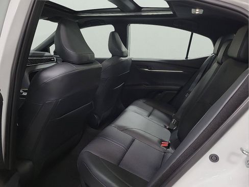 Certified 2025 Toyota Camry XSE FWD image 8