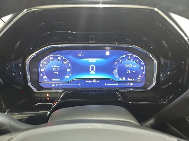 Used 2023 Chevrolet Silverado 1500 LT AWD/4WD image 25