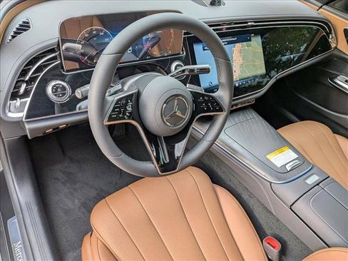 New 2026 Mercedes-Benz E 450 4MATIC Sedan image 3