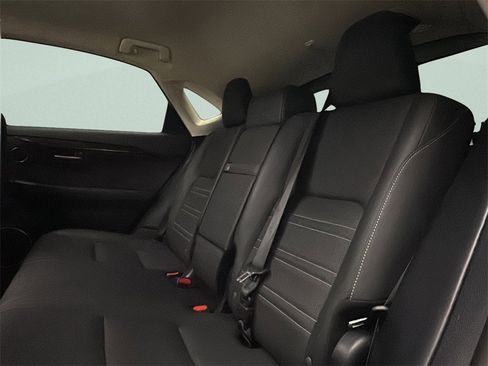 Used 2015 Lexus NX 300h AWD image 13