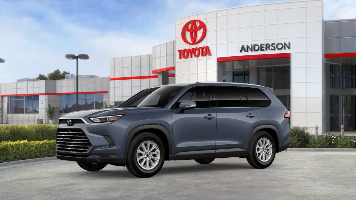 New 2026 Toyota Grand Highlander XLE FWD image 2