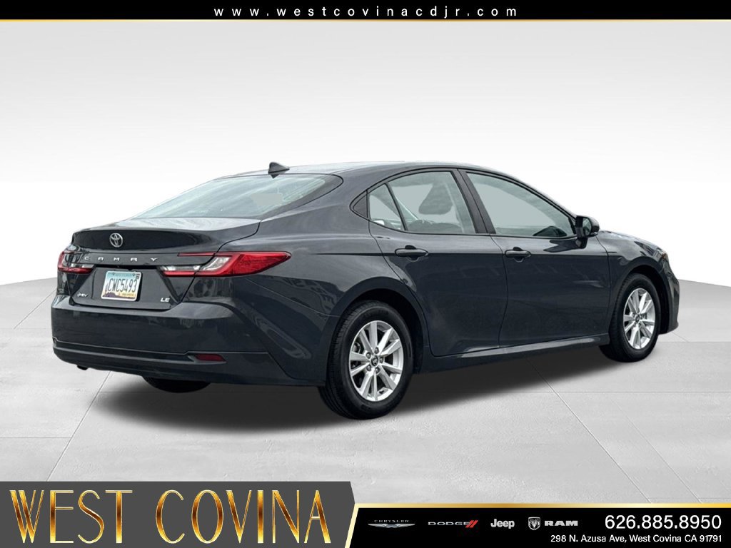 Used 2025 Toyota Camry LE FWD image 11