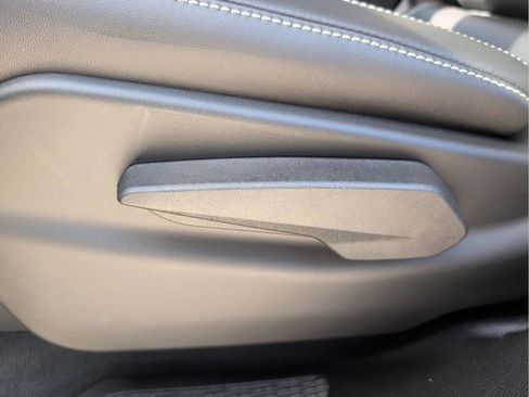 New 2025 Jeep Grand Cherokee L Altitude image 33